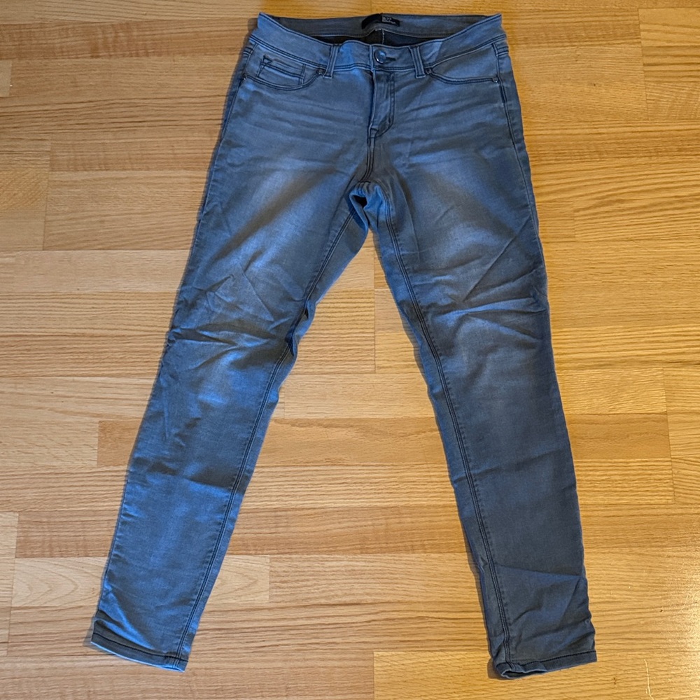 1822 Denim Gray Jeans
